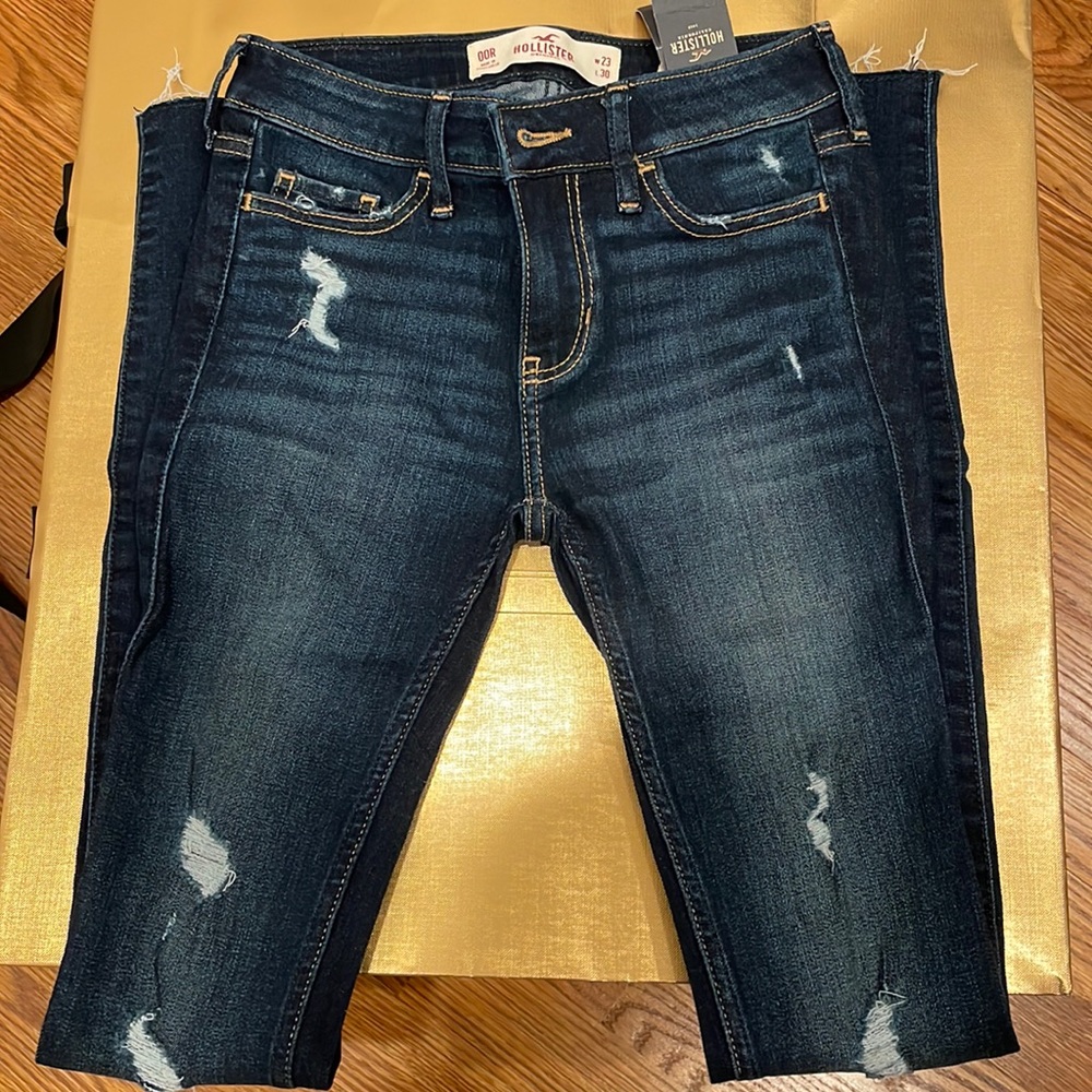 Girls Hollister jeans low rise